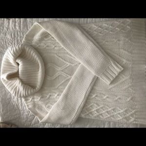 Forever 21 tunic cable knit sweater